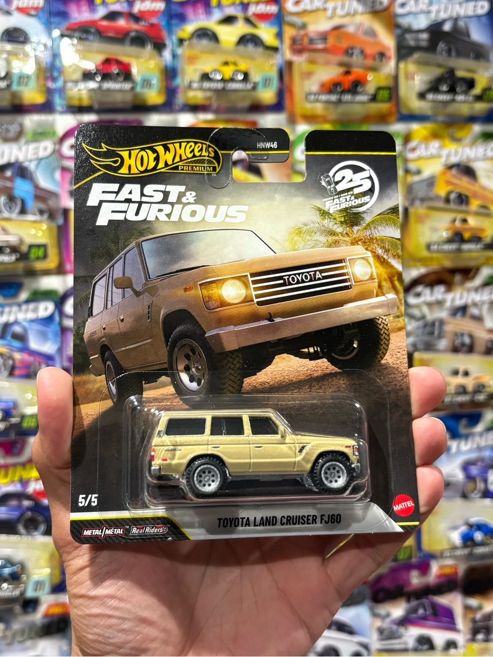 Hot wheels toyota land cruiser FJ60 diecast car